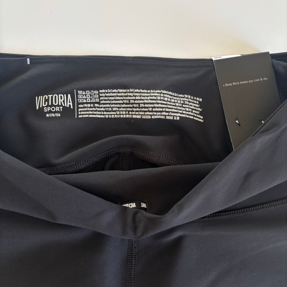 Victoria’s Secret Sport Black High Rise Ruffle Detail Leggings Womens Medium NWT - Picture 2 of 7